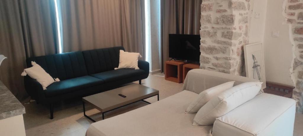Kampus Luxury Villas Tríkala Eksteriør billede